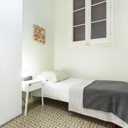 4bedroom With A Balcony In Ramblas 1 2 *