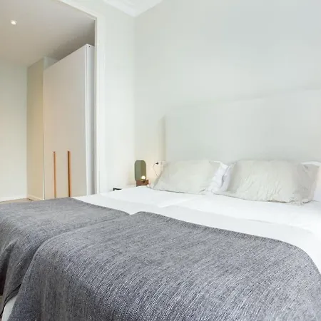 Apartment 4bedroom With A Balcony In Ramblas 1 2