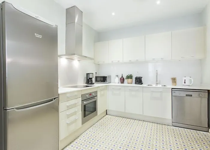 The Collection - 4bedroom With A Balcony In Ramblas 1 2 *